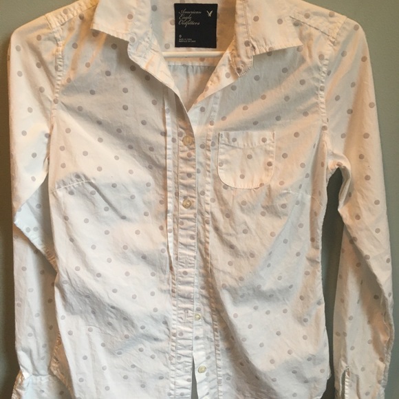 AEO White Polkadot Button Down Long Sleeve Shirt - Picture 1 of 5